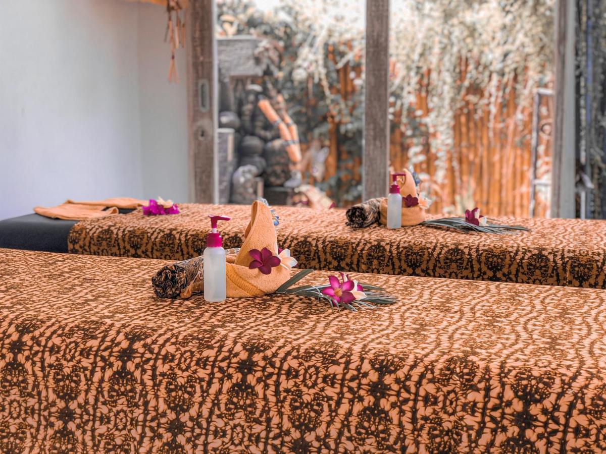 Auora Guest House Nusa Lembongan  Bagian luar foto